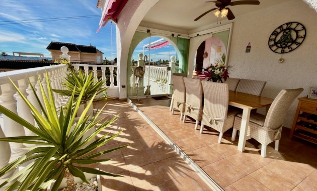 Herverkoop - Villa -
Ciudad Quesada