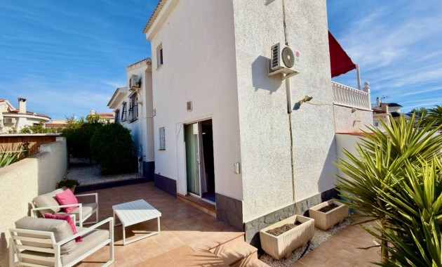 Herverkoop - Villa -
Ciudad Quesada