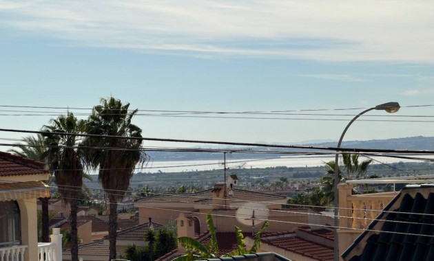 Herverkoop - Villa -
Ciudad Quesada