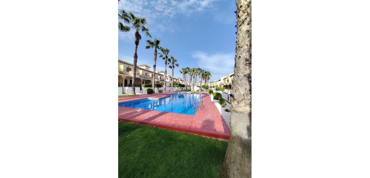 Herverkoop - Appartement / flat -
Rojales - Centro de la Ciudad Quesada