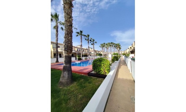 Herverkoop - Appartement / flat -
Rojales - Centro de la Ciudad Quesada