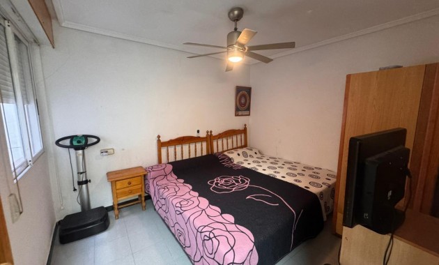 Herverkoop - Appartement / flat -
Torrevieja - Centro