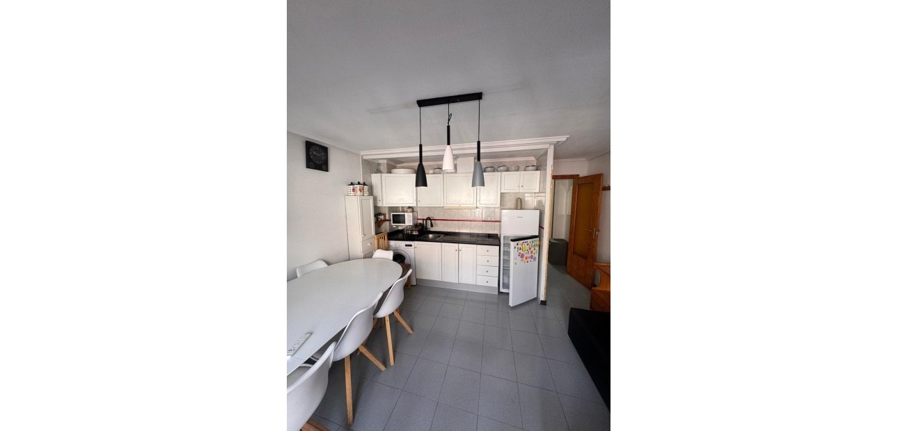 Herverkoop - Appartement / flat -
Torrevieja - Centro