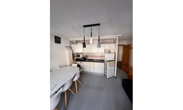 Herverkoop - Appartement / flat -
Torrevieja - Centro