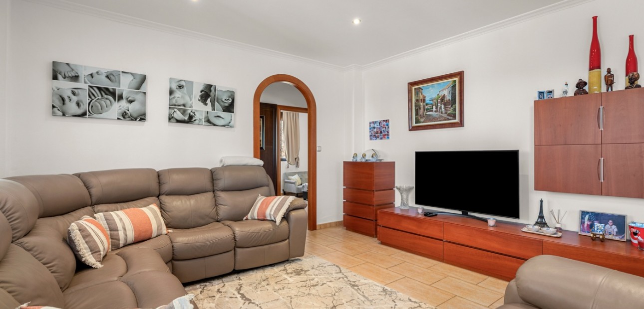 Herverkoop - Country Property -
Crevillente - Crevillente - Country