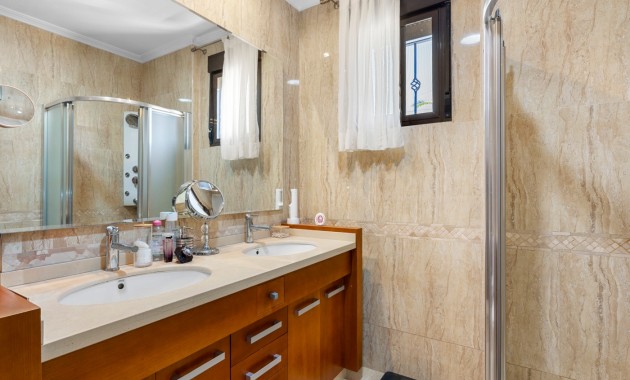 Herverkoop - Country Property -
Crevillente - Crevillente - Country