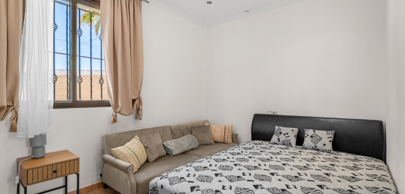 Herverkoop - Country Property -
Crevillente - Crevillente - Country