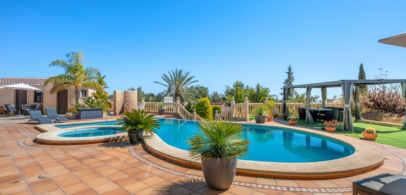 Herverkoop - Country Property -
Crevillente - Crevillente - Country