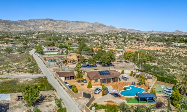 Herverkoop - Country Property -
Crevillente - Crevillente - Country