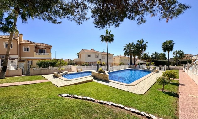 Sale - Adosado -
Rojales - Ciudad Quesada