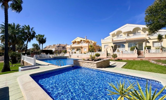 Sale - Adosado -
Rojales - Ciudad Quesada