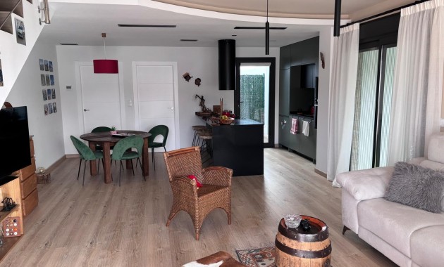 Herverkoop - Semi Detached Villa -
Los Montesinos - La Herada