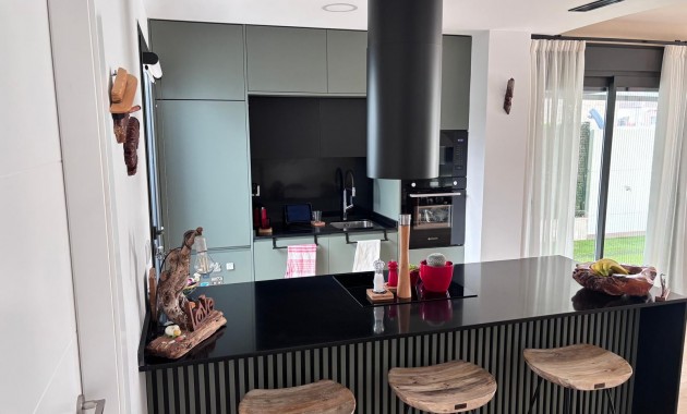 Herverkoop - Semi Detached Villa -
Los Montesinos - La Herada