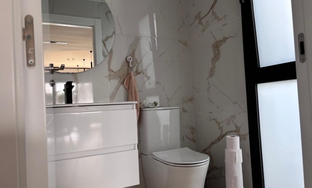 Herverkoop - Semi Detached Villa -
Los Montesinos - La Herada