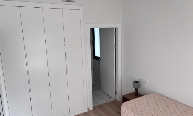 Herverkoop - Semi Detached Villa -
Los Montesinos - La Herada