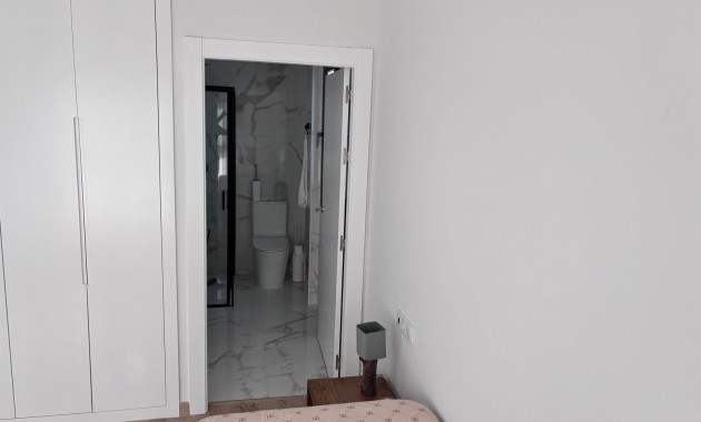 Herverkoop - Semi Detached Villa -
Los Montesinos - La Herada