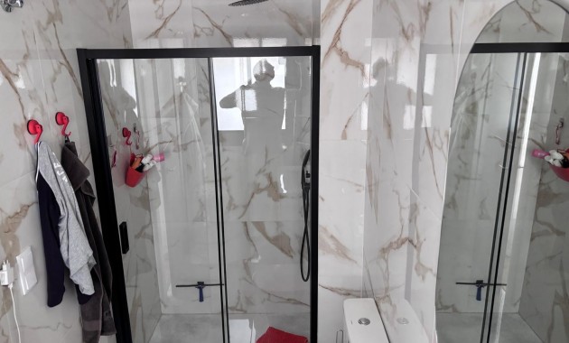 Herverkoop - Semi Detached Villa -
Los Montesinos - La Herada