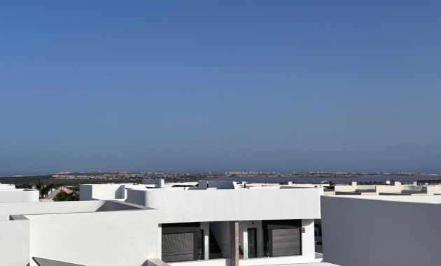 Herverkoop - Semi Detached Villa -
Los Montesinos - La Herada