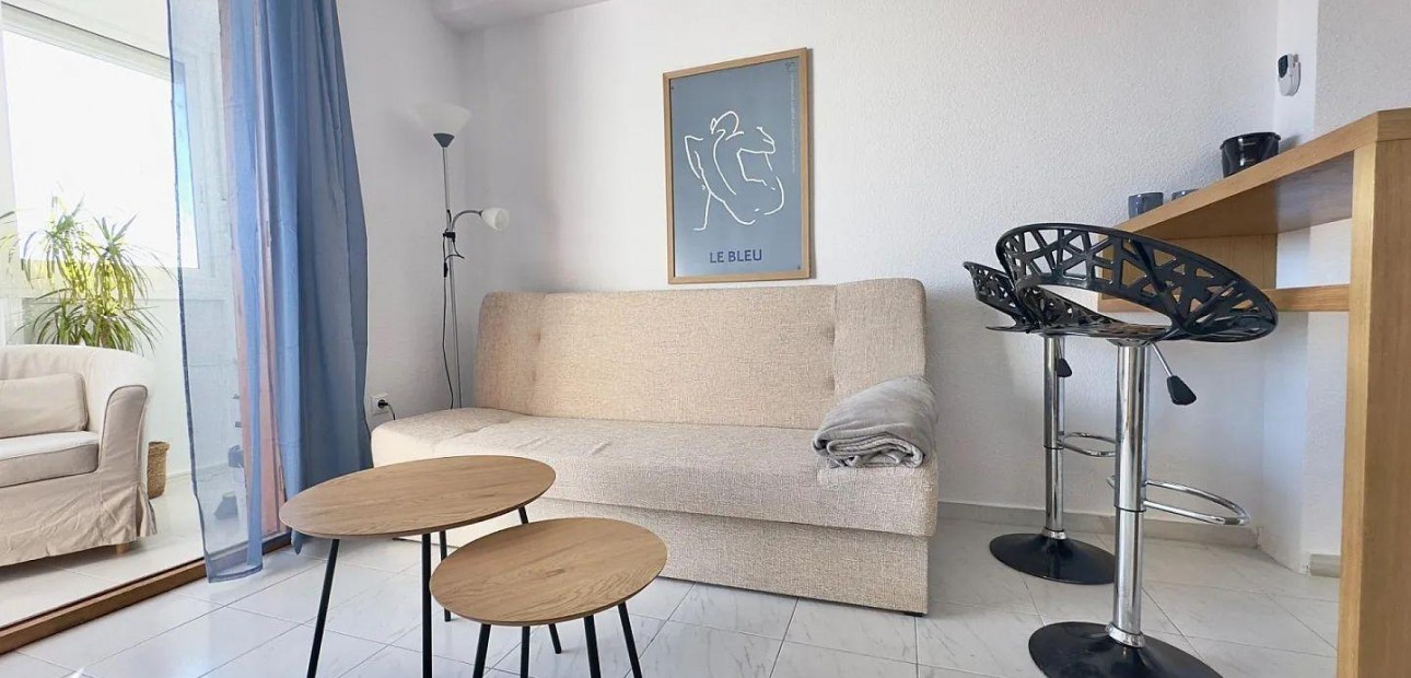 Herverkoop - Studio -
Torrevieja - Los Europeos