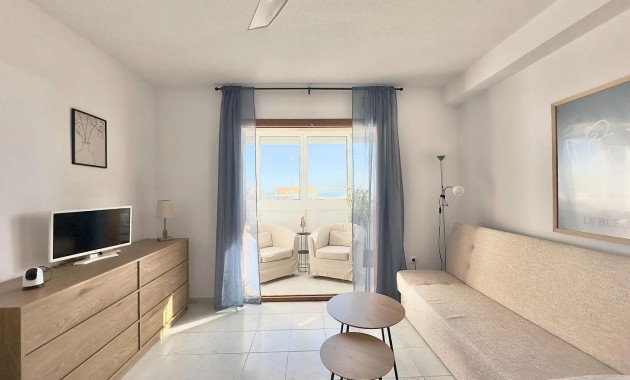 Herverkoop - Studio -
Torrevieja - Los Europeos