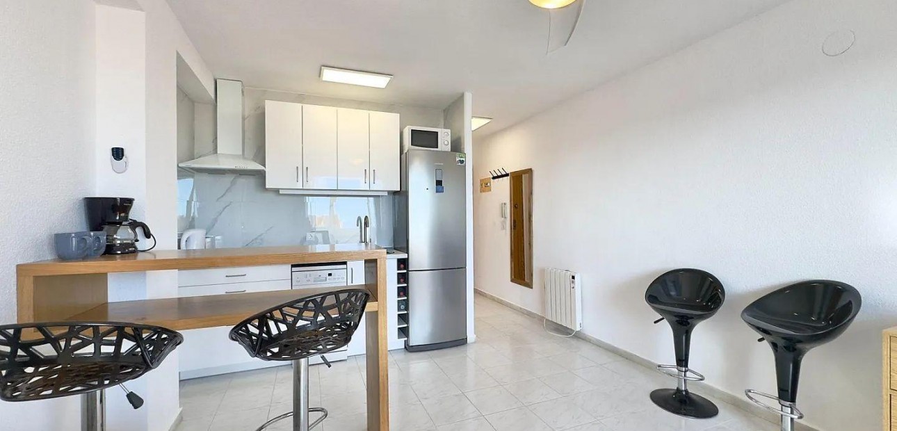 Herverkoop - Studio -
Torrevieja - Los Europeos