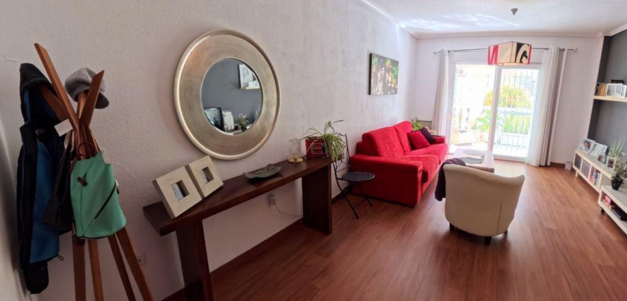 Herverkoop - Appartement / flat -
Orihuela Costa - La Zenia