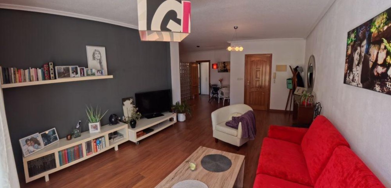 Herverkoop - Appartement / flat -
Orihuela Costa - La Zenia