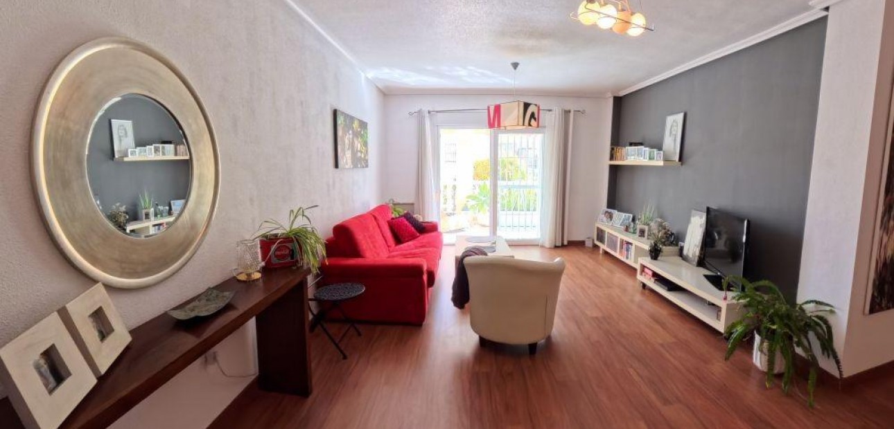 Herverkoop - Appartement / flat -
Orihuela Costa - La Zenia