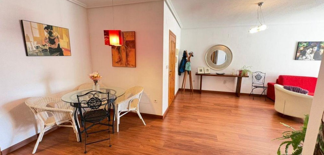 Herverkoop - Appartement / flat -
Orihuela Costa - La Zenia