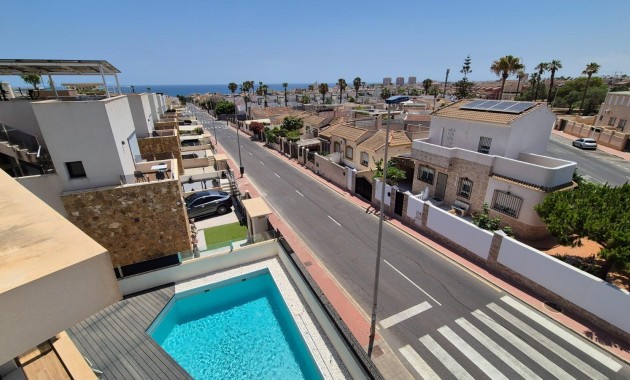 Herverkoop - Villa -
Torrevieja - Torreblanca