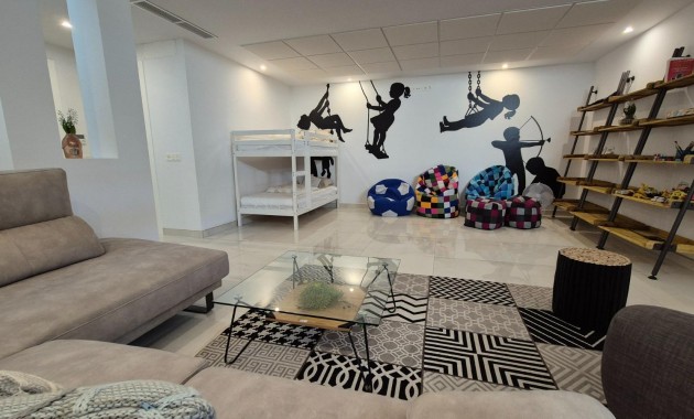 Herverkoop - Villa -
Torrevieja - Torreblanca