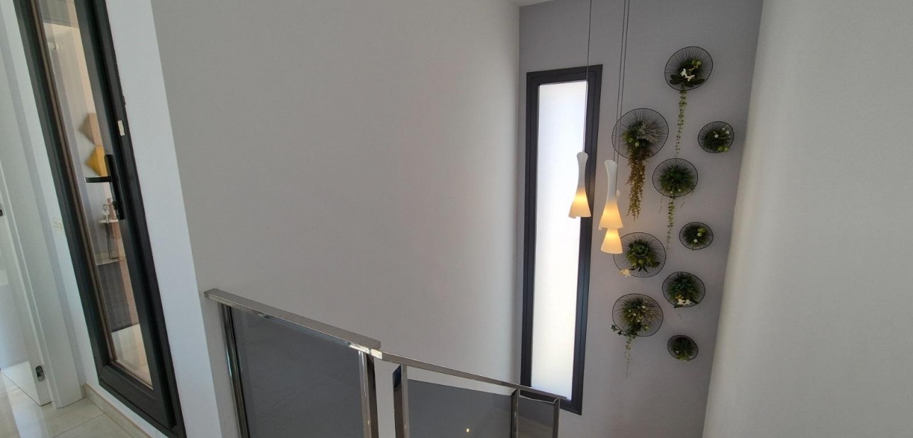 Herverkoop - Villa -
Torrevieja - Torreblanca