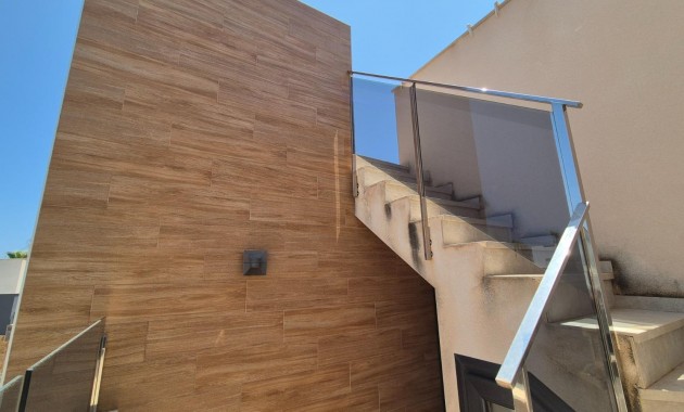 Herverkoop - Villa -
Torrevieja - Torreblanca