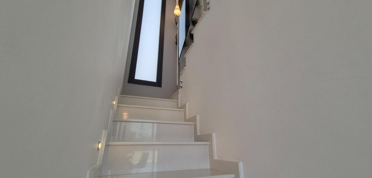 Herverkoop - Villa -
Torrevieja - Torreblanca