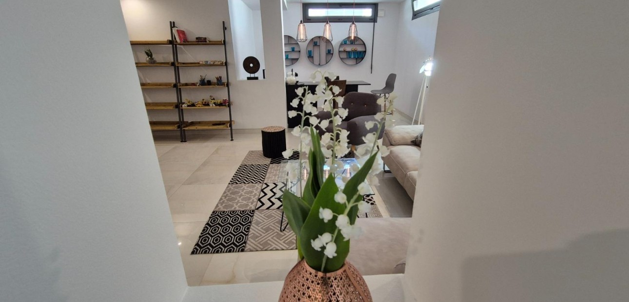 Herverkoop - Villa -
Torrevieja - Torreblanca