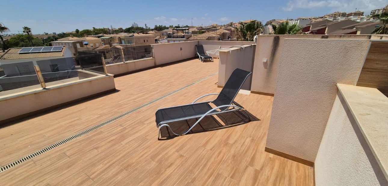 Herverkoop - Villa -
Torrevieja - Torreblanca