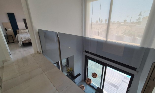 Herverkoop - Villa -
Torrevieja - Torreblanca