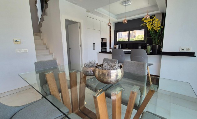 Herverkoop - Villa -
Torrevieja - Torreblanca