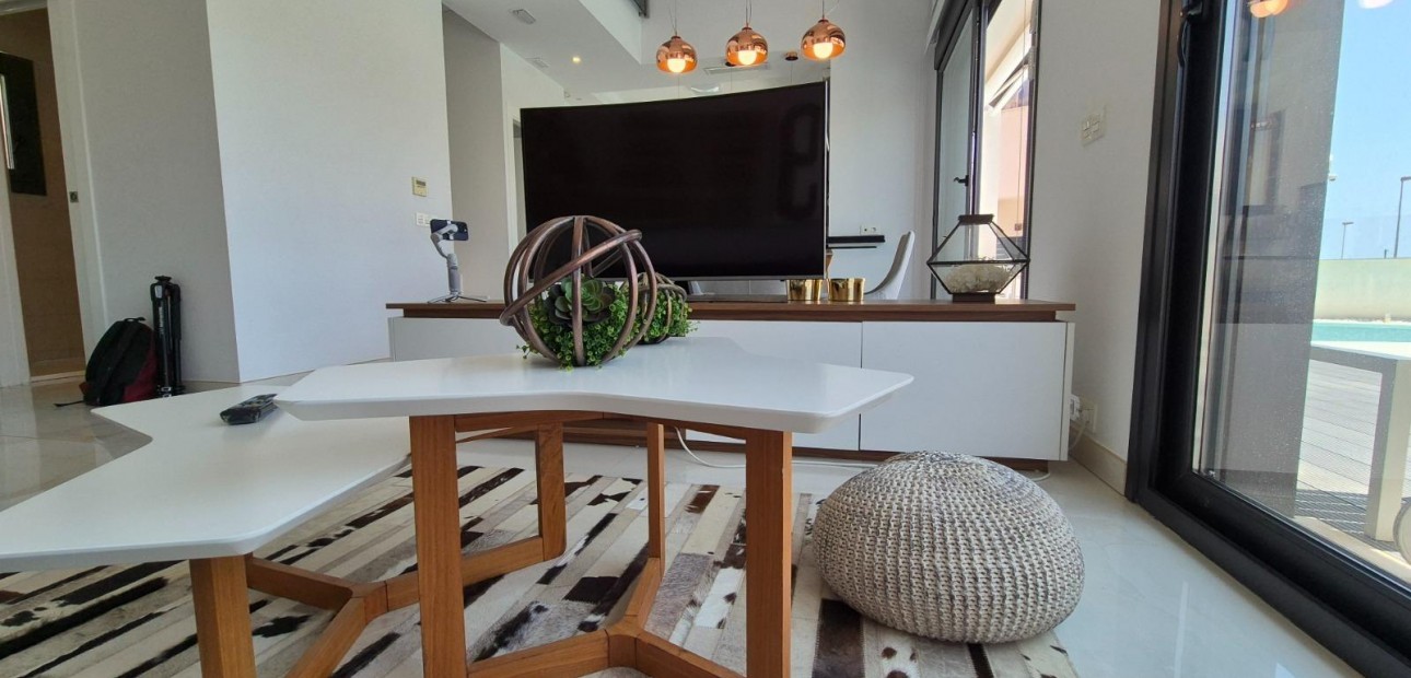 Herverkoop - Villa -
Torrevieja - Torreblanca