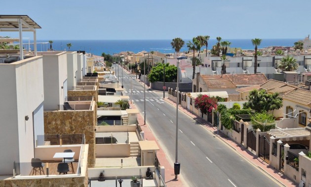 Herverkoop - Villa -
Torrevieja - Torreblanca