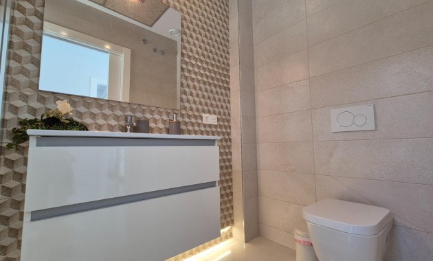 Herverkoop - Villa -
Torrevieja - Torreblanca