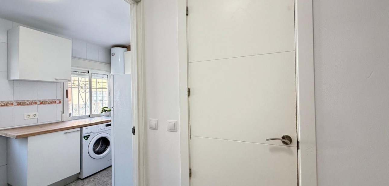 Herverkoop - Appartement / flat -
Torrevieja - Centro