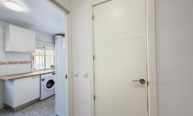 Herverkoop - Appartement / flat -
Torrevieja - Centro