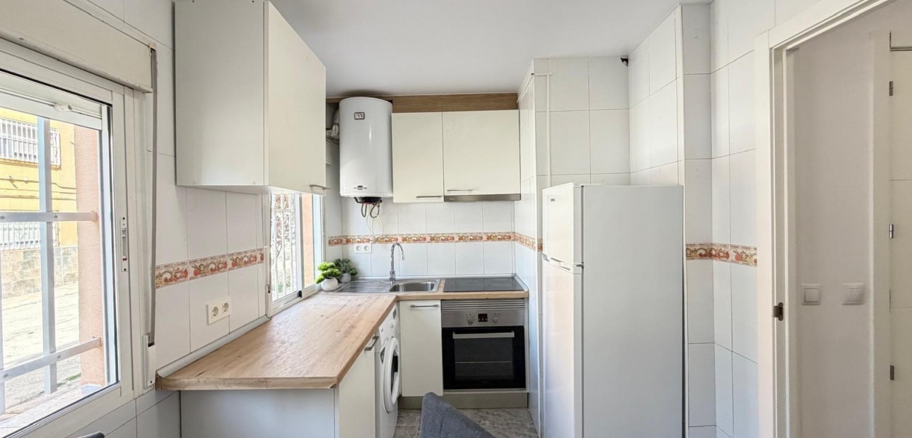 Herverkoop - Appartement / flat -
Torrevieja - Centro