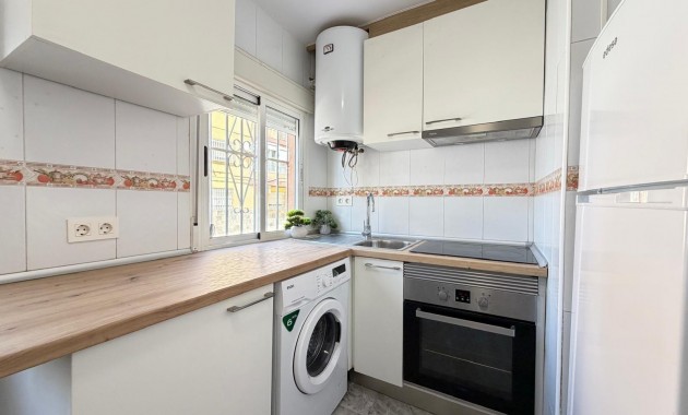 Herverkoop - Appartement / flat -
Torrevieja - Centro