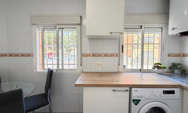 Herverkoop - Appartement / flat -
Torrevieja - Centro