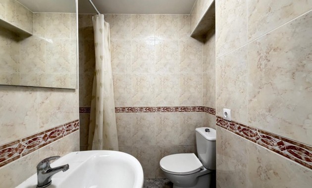 Herverkoop - Appartement / flat -
Torrevieja - Centro