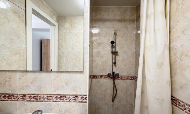 Herverkoop - Appartement / flat -
Torrevieja - Centro