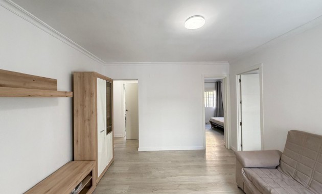 Herverkoop - Appartement / flat -
Torrevieja - Centro