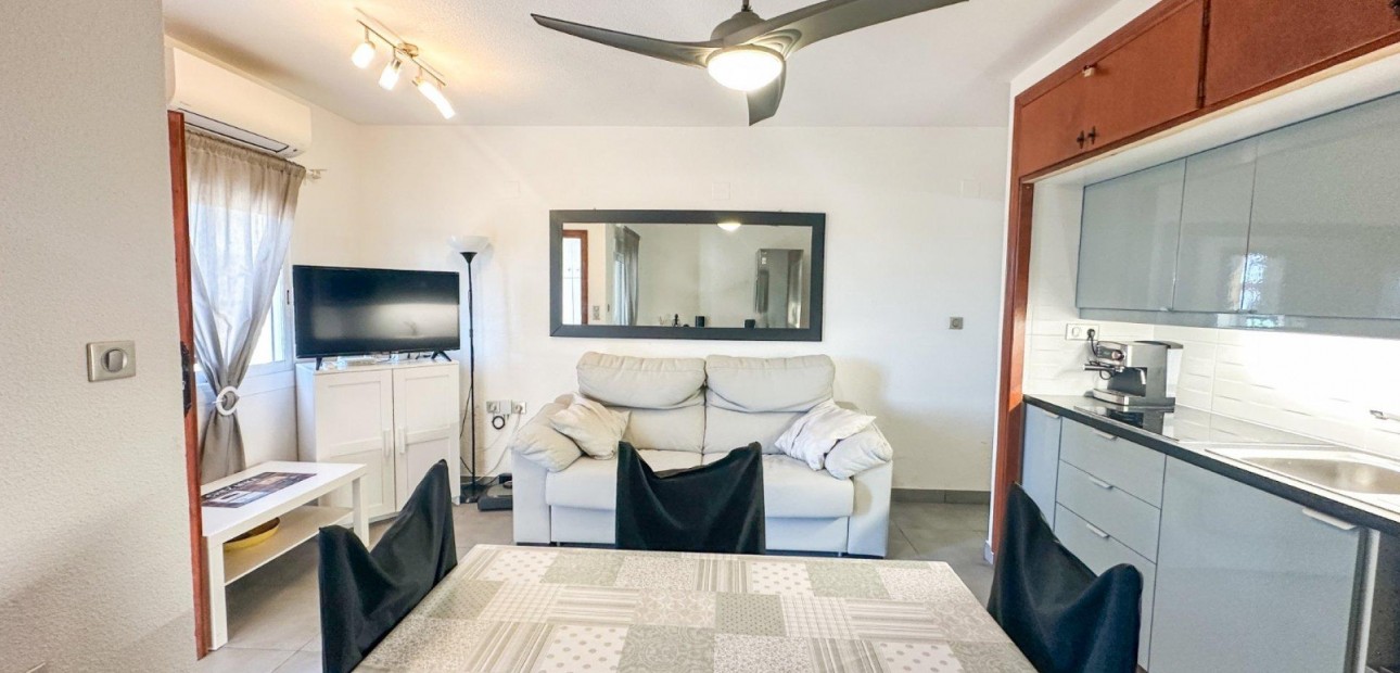 Herverkoop - Appartement / flat -
Orihuela Costa - Villamartin